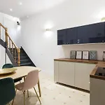 Marais - 4 Bd 3 Bth Spacious Flat, Pastourelle